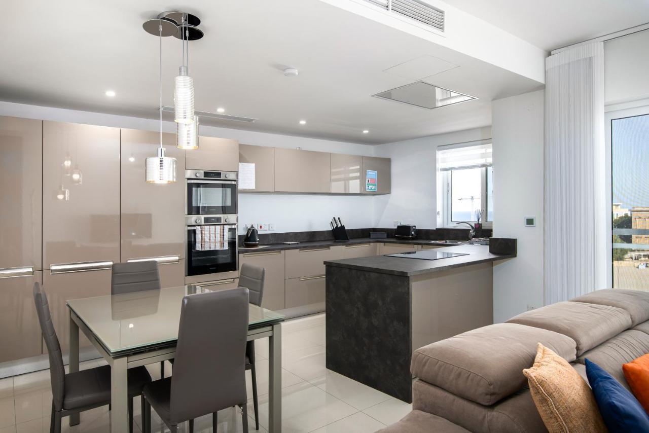 Spacious, Modern & Cosy 2 Bedroom 2 Bathroom Apartment - St. Julians Saint Julian's Εξωτερικό φωτογραφία