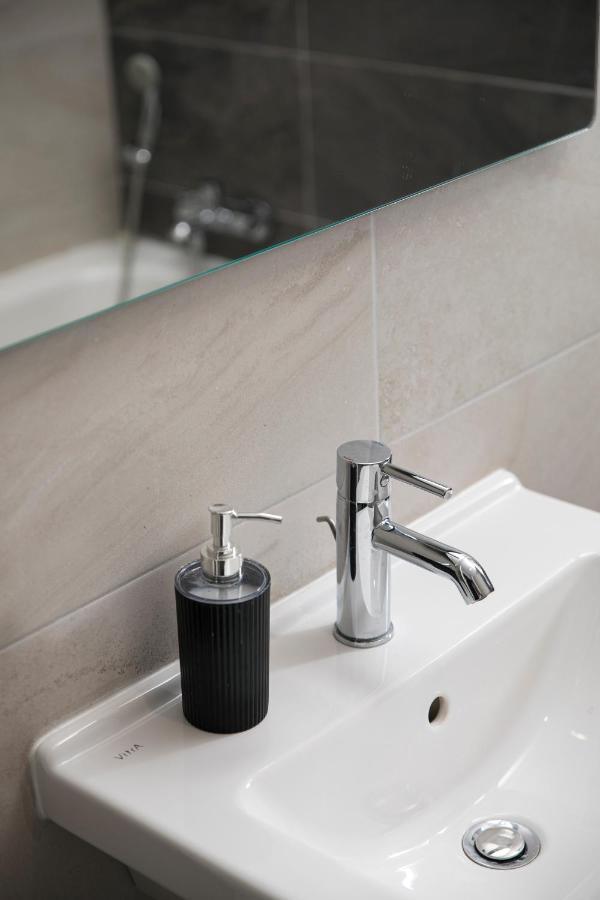Spacious, Modern & Cosy 2 Bedroom 2 Bathroom Apartment - St. Julians Saint Julian's Εξωτερικό φωτογραφία